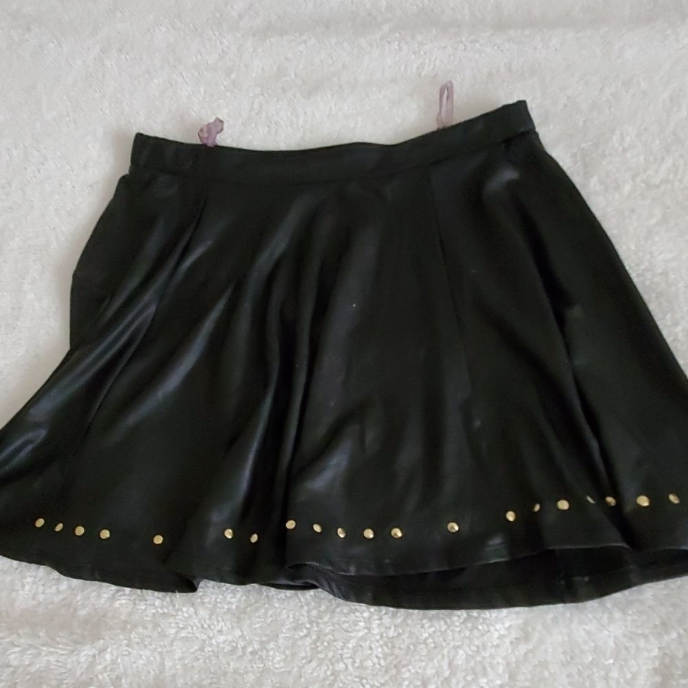JANUARY 7 black skater skirt